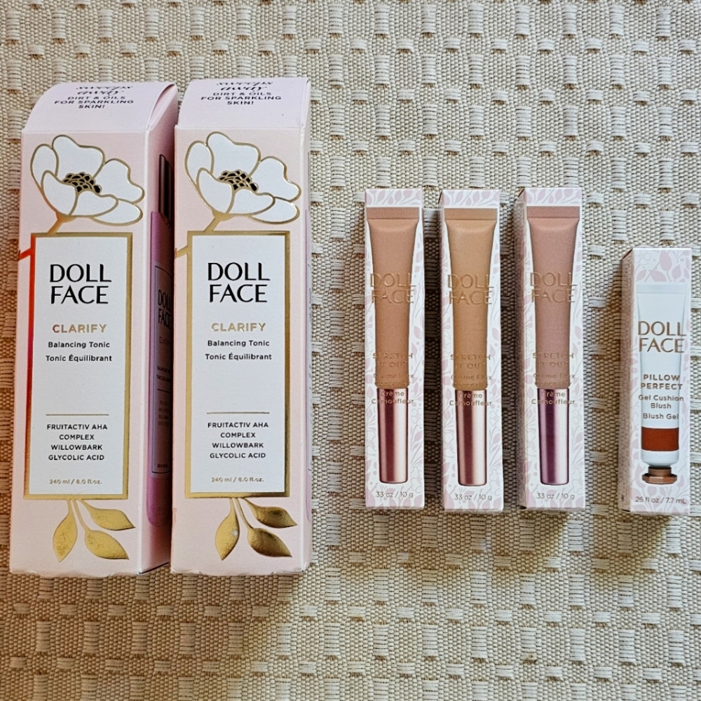 DOLL FACE-NIB Clarify Balancing Tonic, Stretch It Out Concealer & Blush set